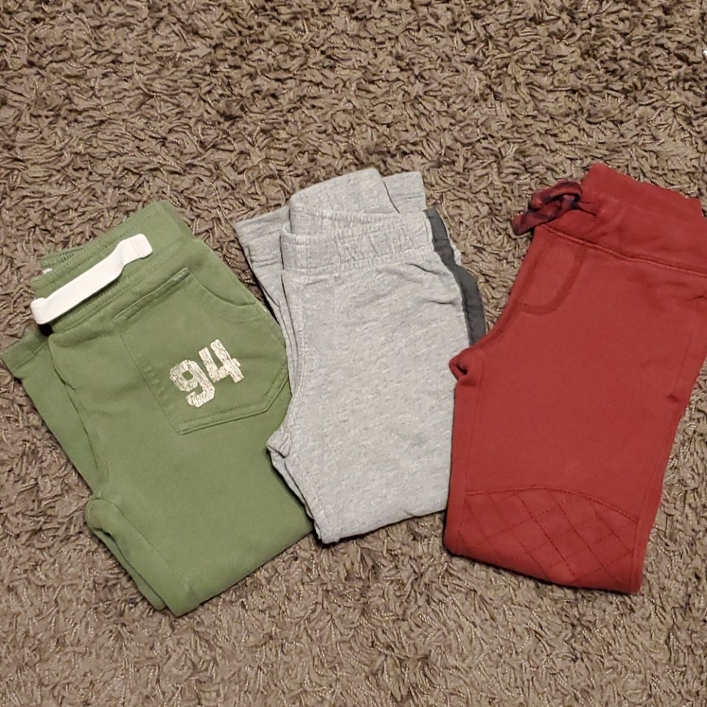 3 bundle sweatpants 3T